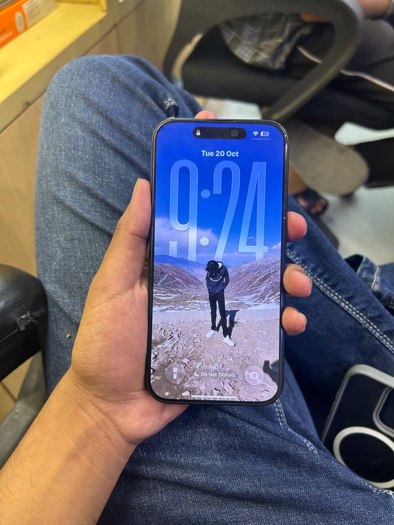 Apple iPhone 15 Pro 3
