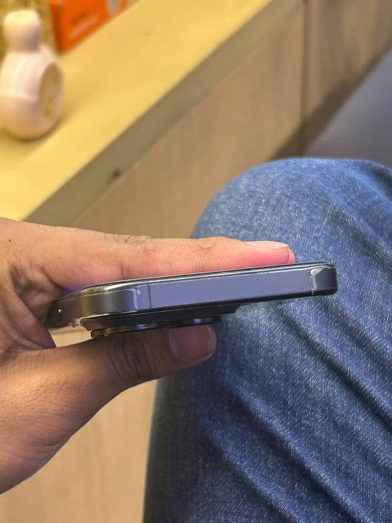 Apple iPhone 15 Pro 5