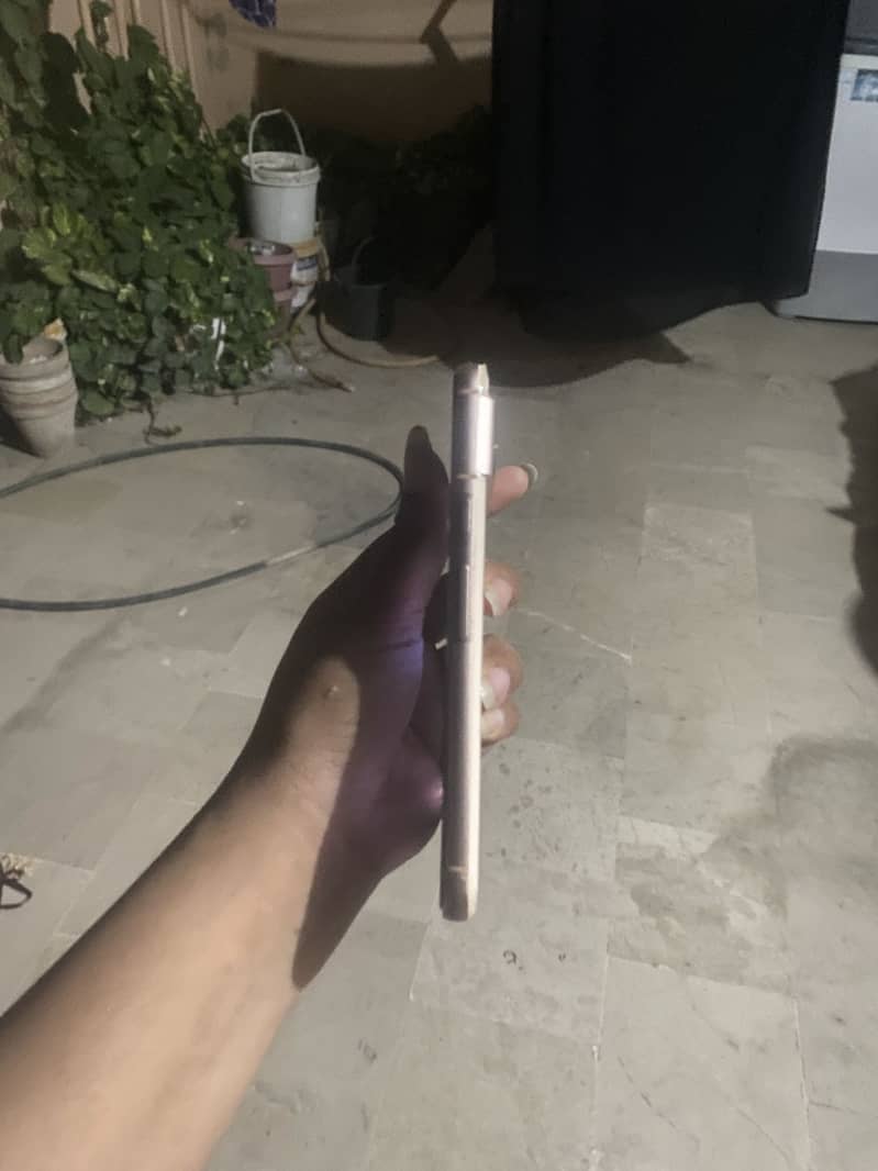 Google Pixel 8 2