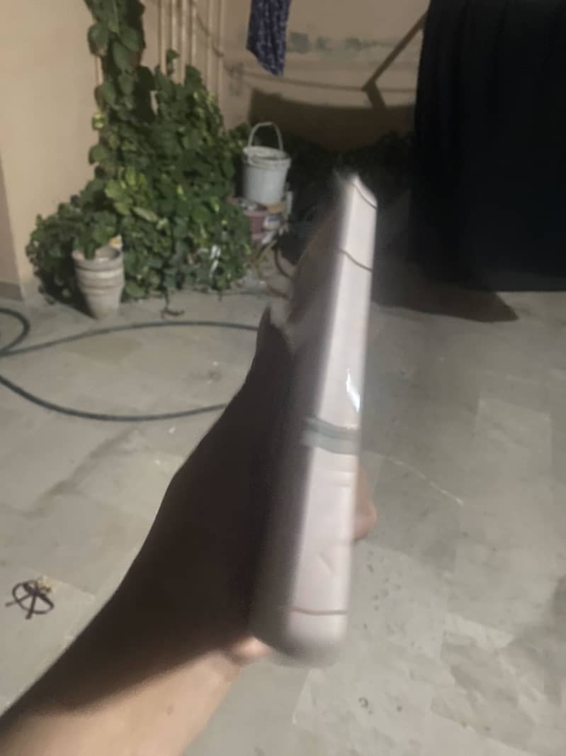 Google Pixel 8 3