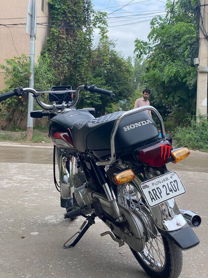 Honda cd70 5