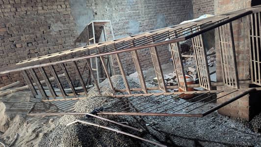 ladder fine iron