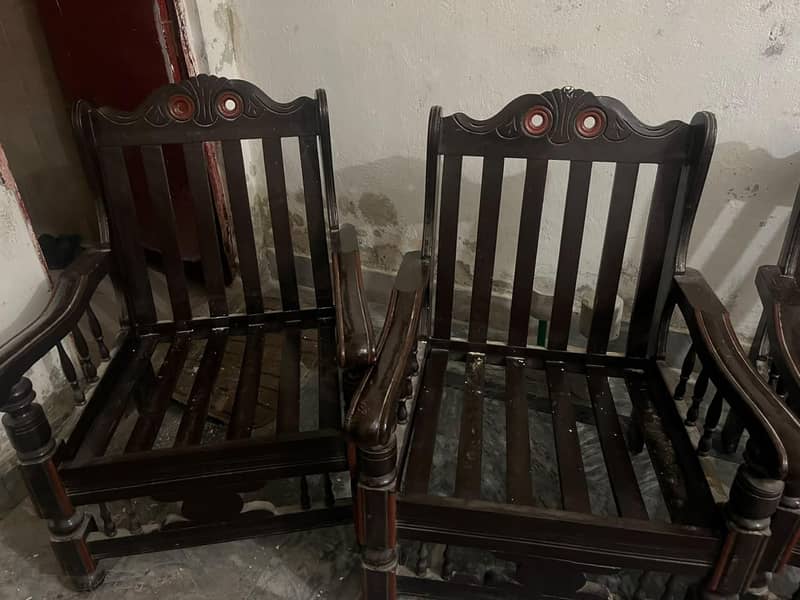 بیڈ +سایڈ ٹیبل+ڈرسینگ ٹیبل+شوکیس+استری سٹینڈ+ریل+ سوفا سیٹ گول ٹیبل 16