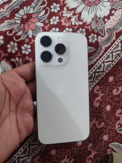 Apple iPhone 15 Pro