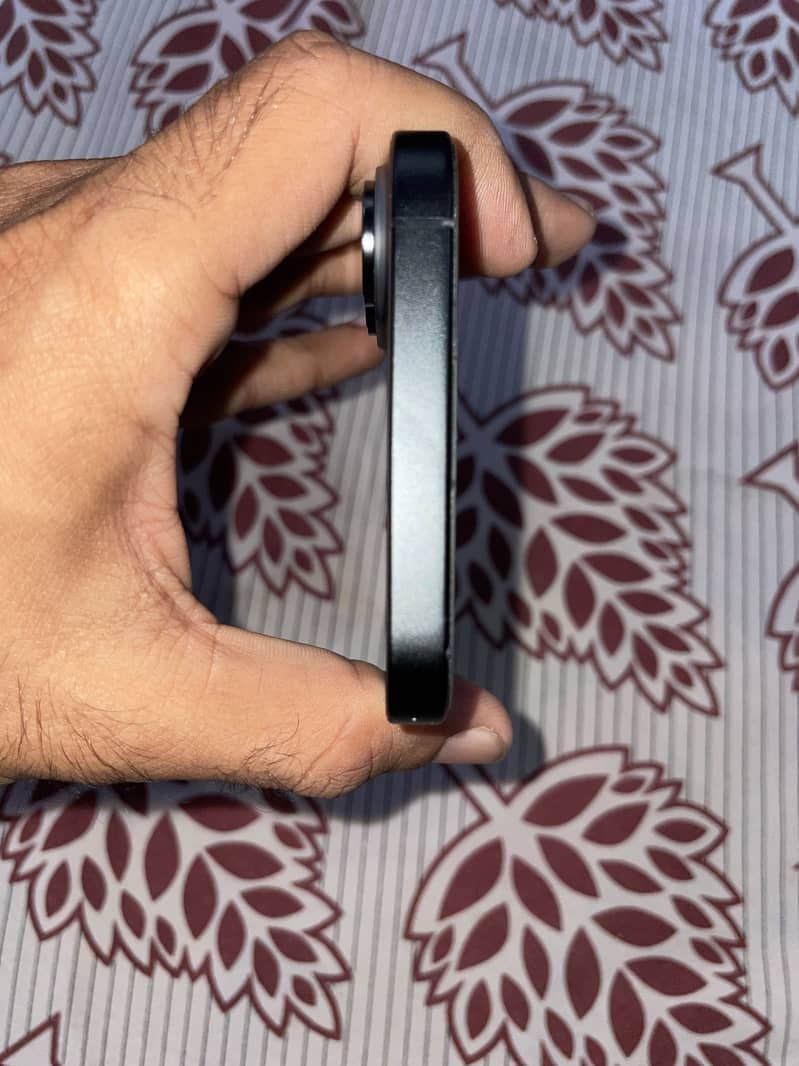 Apple iPhone 16 Plus 5