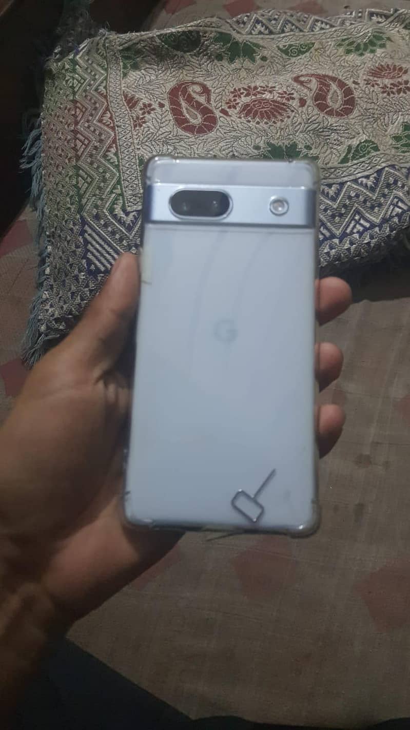 Google Pixel 7a 1