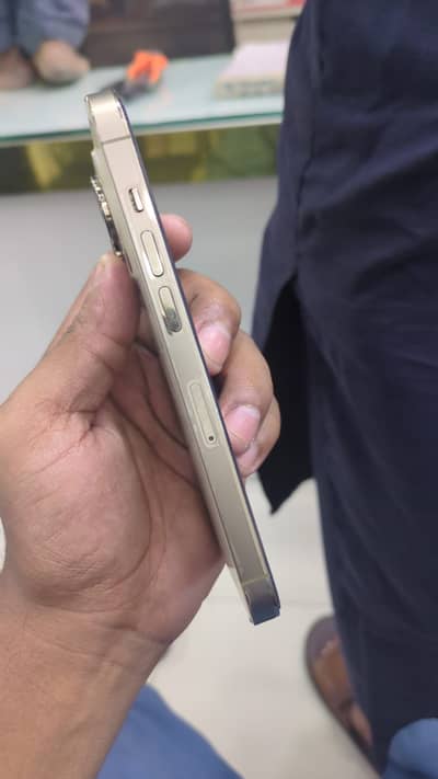 Apple iPhone 14 Pro