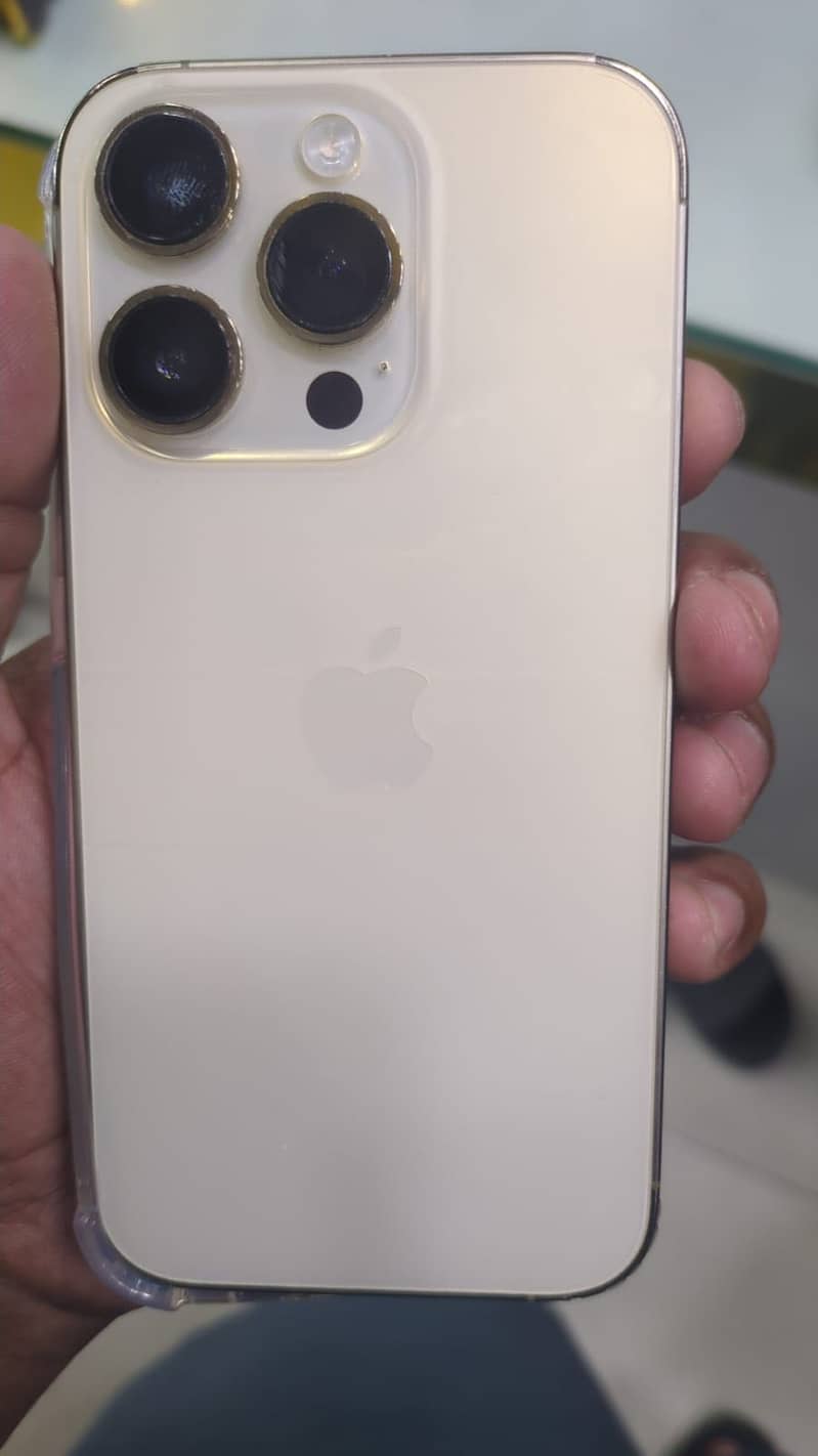 Apple iPhone 14 Pro 3