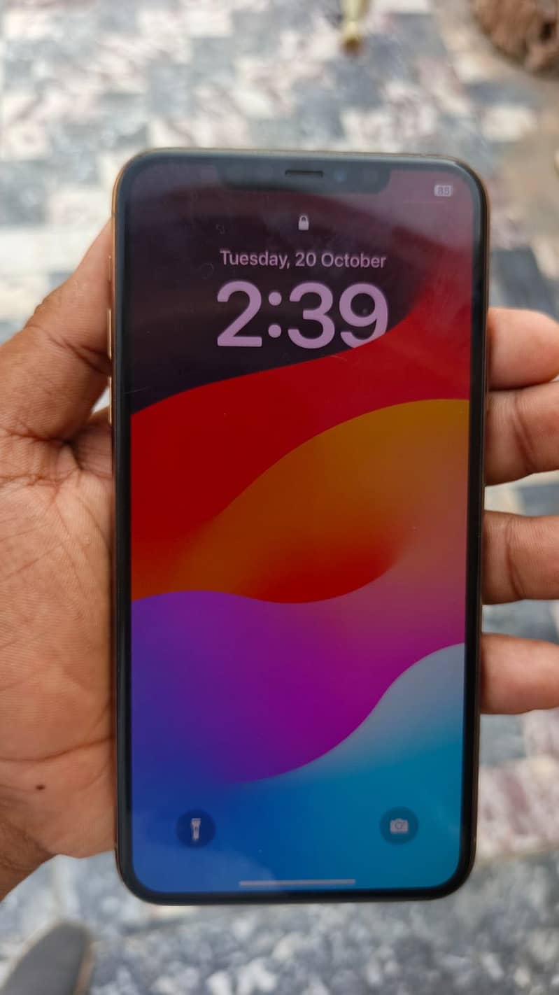 Apple iPhone 11 Pro Max 1