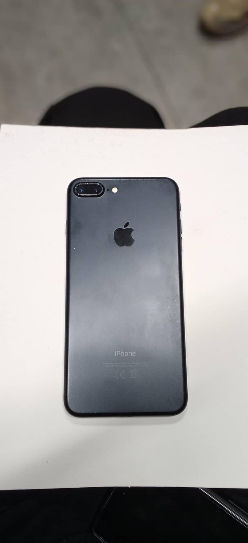 Apple iPhone 7 Plus 0