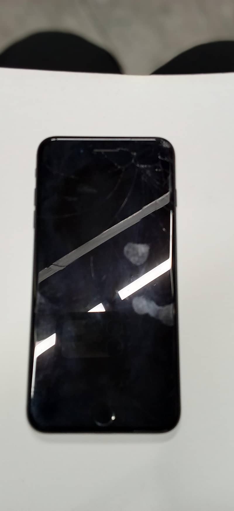 Apple iPhone 7 Plus 1