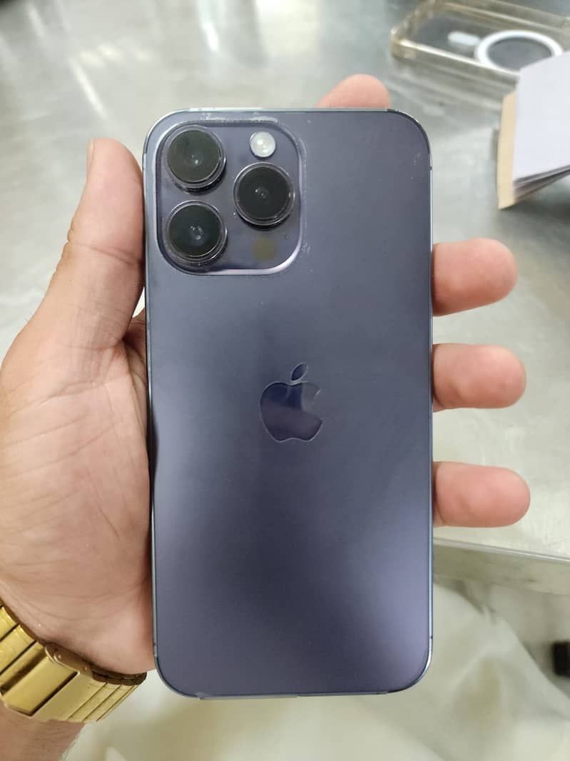 Apple iPhone 14 Pro Max 8