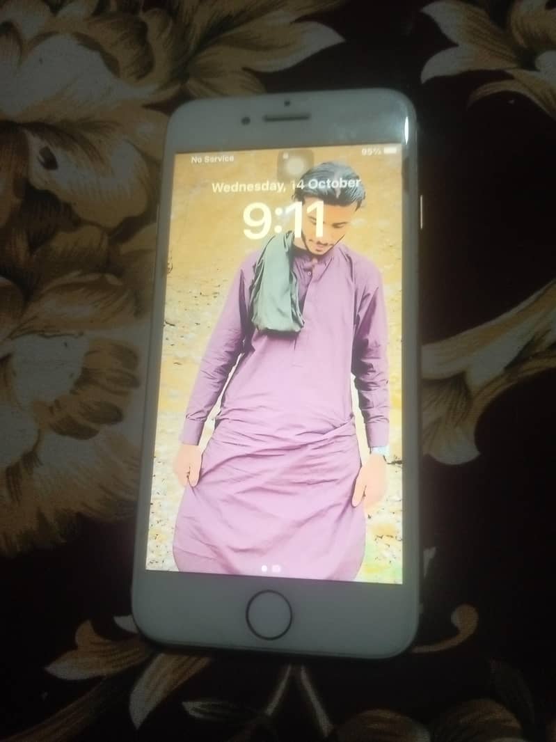 iphone 8 3