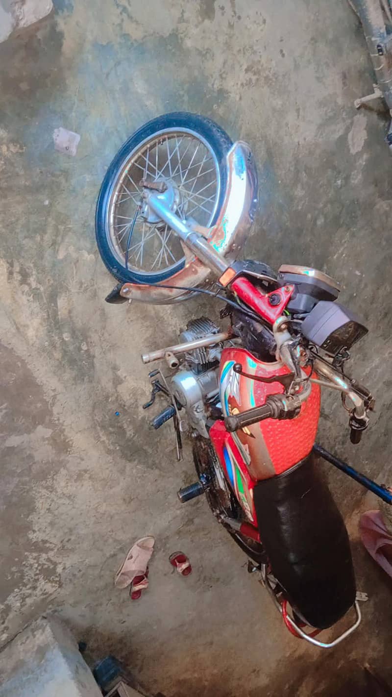Honda CD70 3