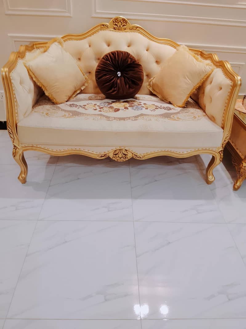 7 seater Sofa Set 0