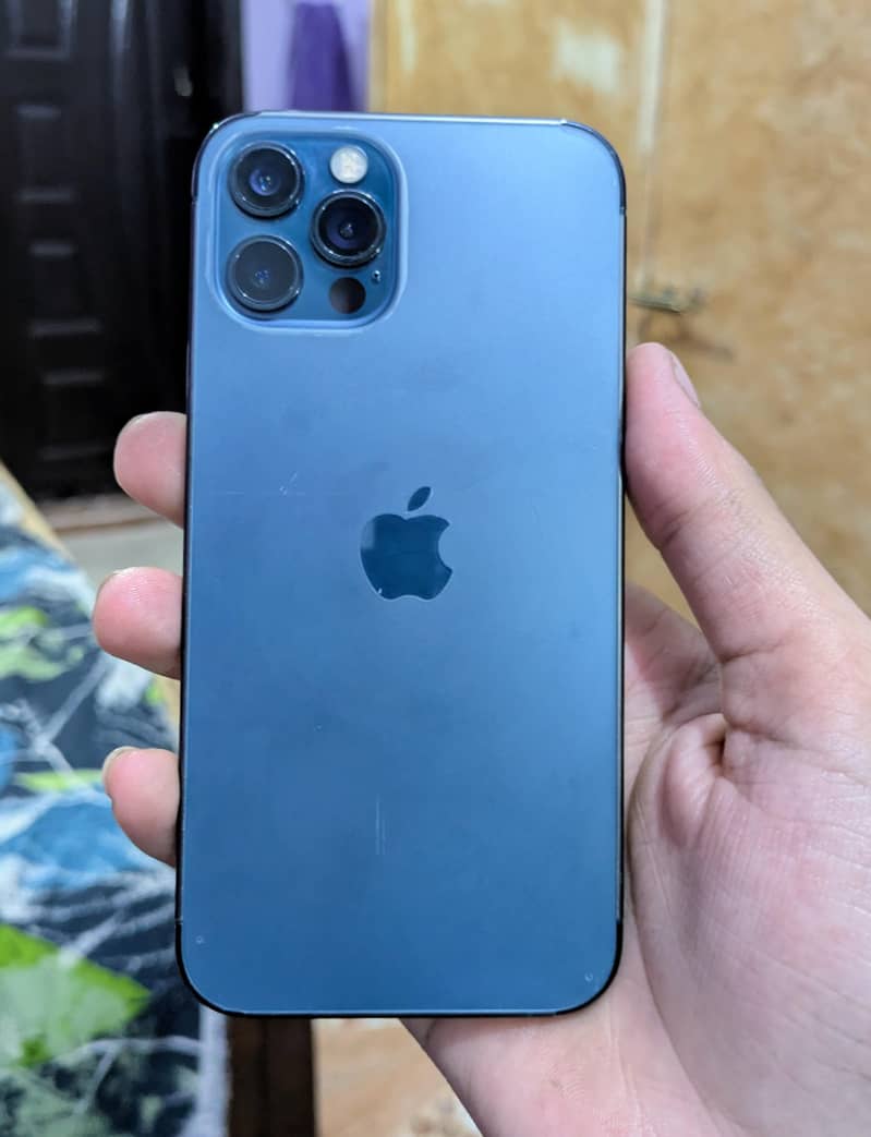 Apple iPhone 12 Pro 2