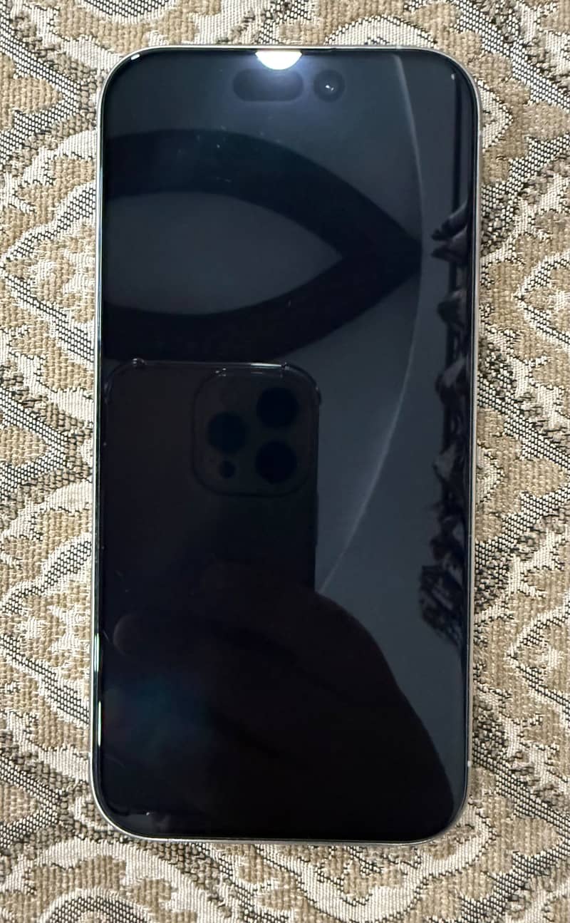Apple iPhone 15 Pro 8