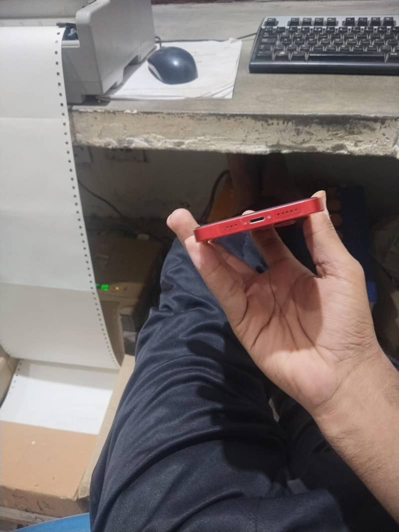 Apple iPhone 12 2