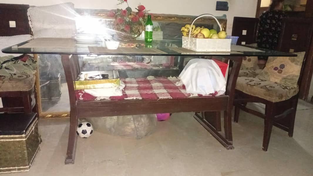 used dinning table 0