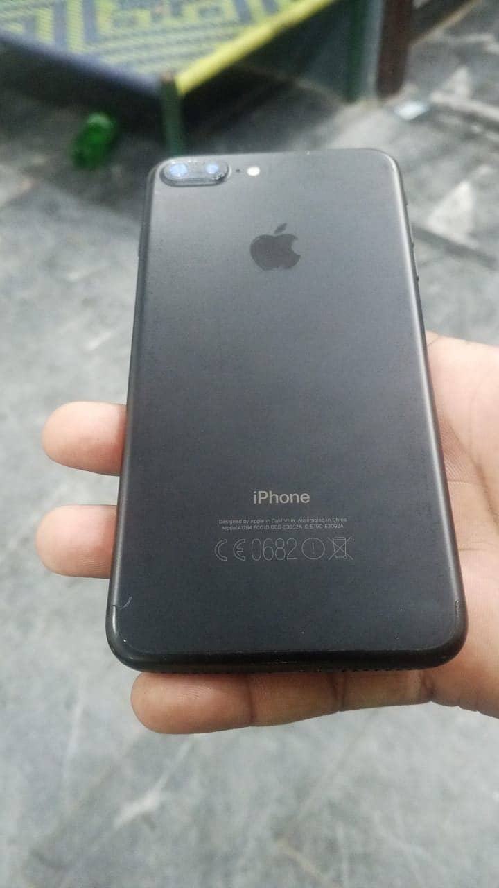 Apple iPhone 7 + 2