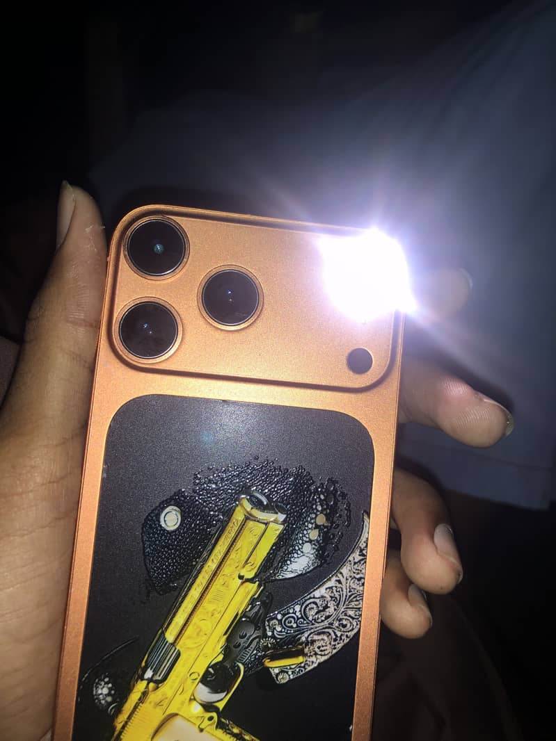 Apple iPhone XR 7
