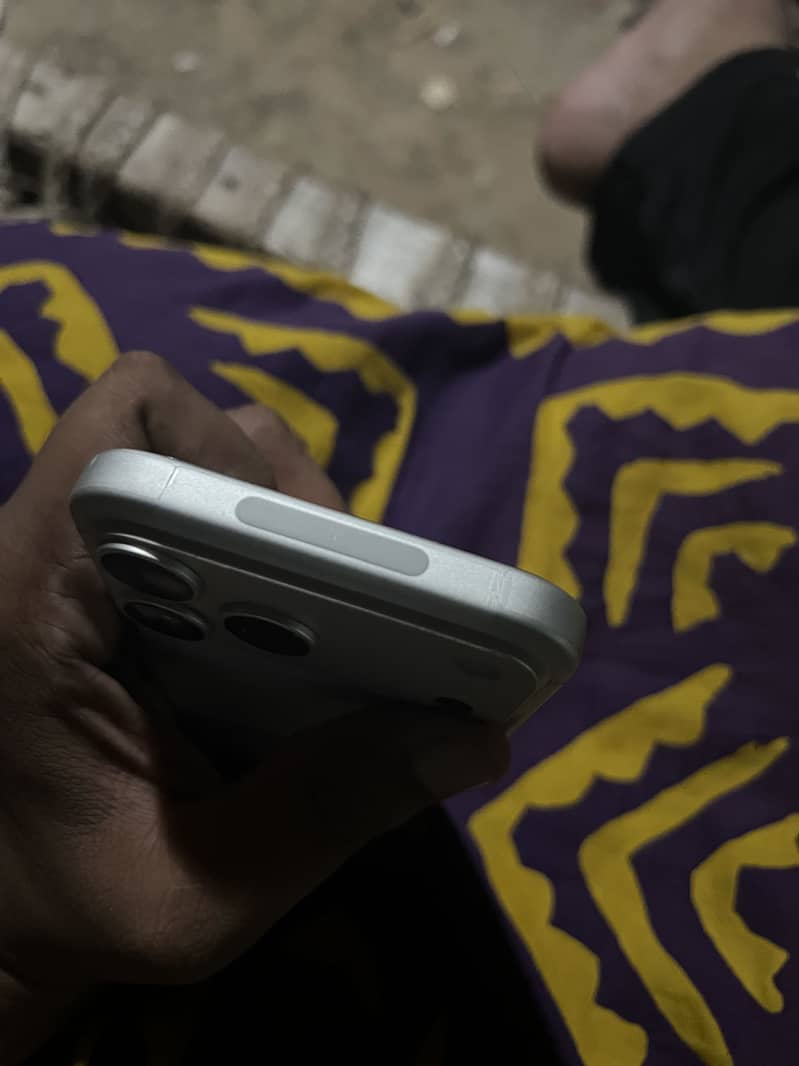 Apple iPhone 17 Pro Max 1