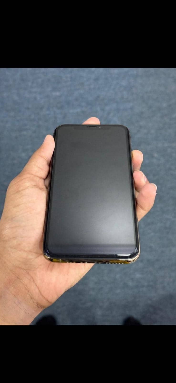 Apple iPhone XS 1