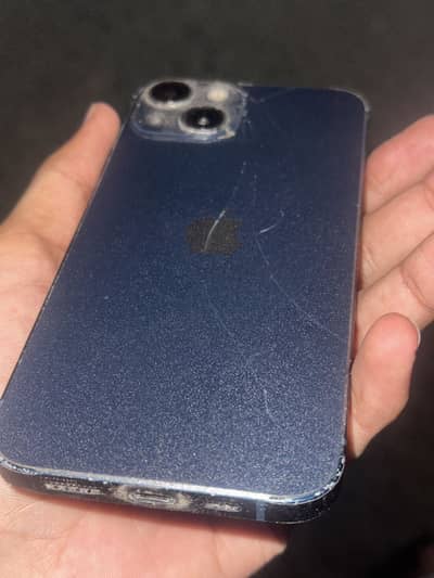 Apple iPhone 13