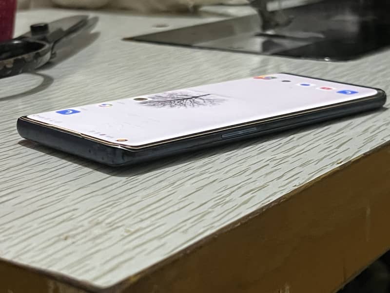 One Plus 8 5G 5