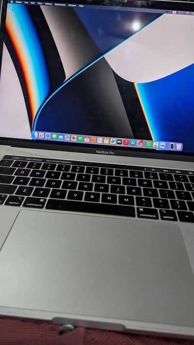 Touch bar MacBook pro 2018 - Just like Brand New