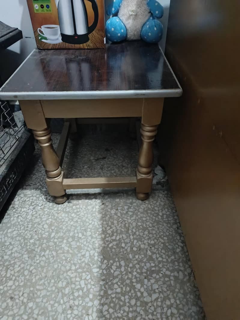 Dressing Table condition with 2 stools conditione 8/10 8