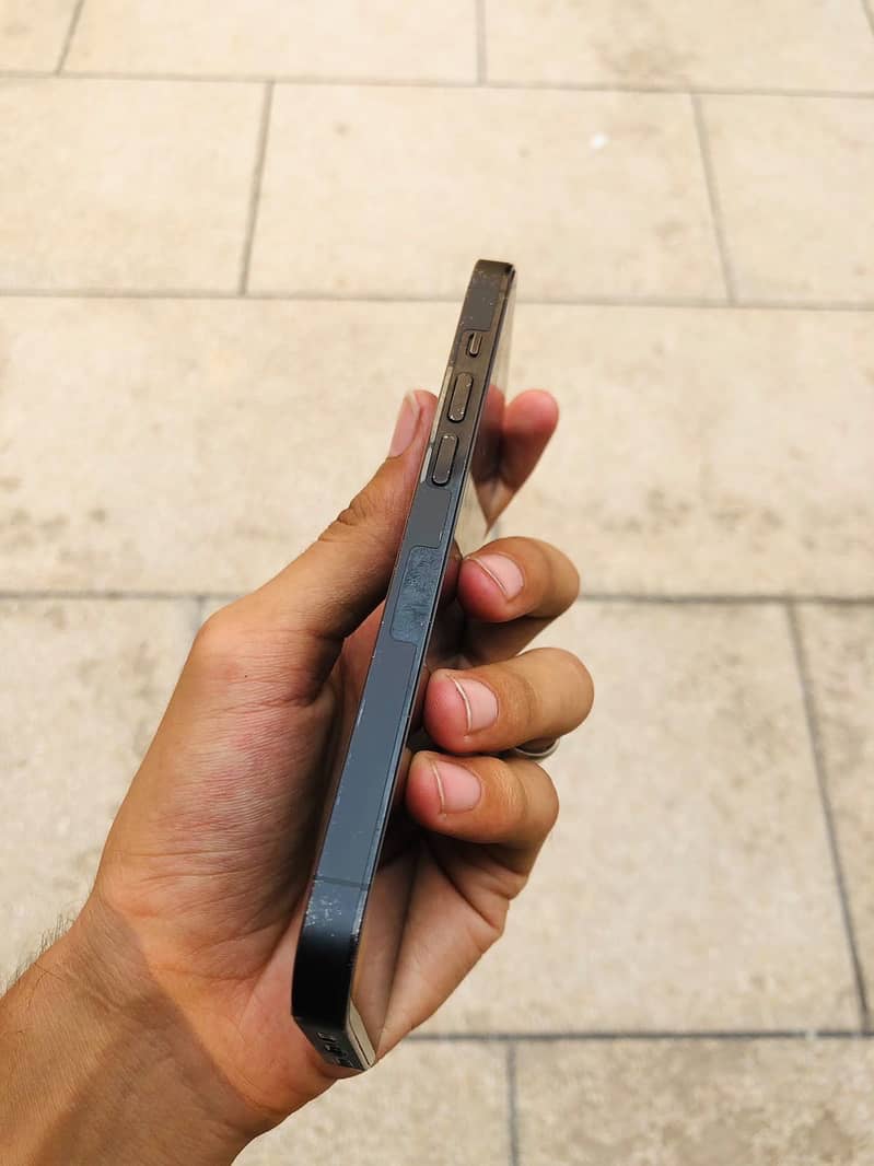 Apple iPhone 14 Pro 3