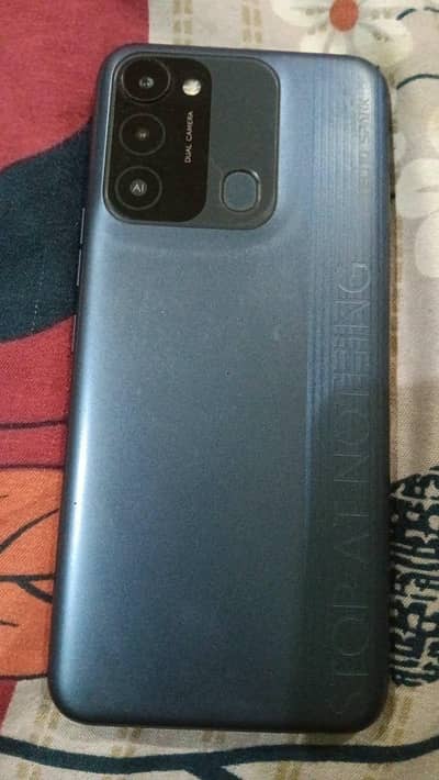 Tecno Spark 8C
