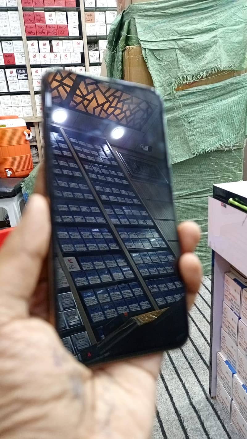 Apple iPhone 11 Pro Max 0