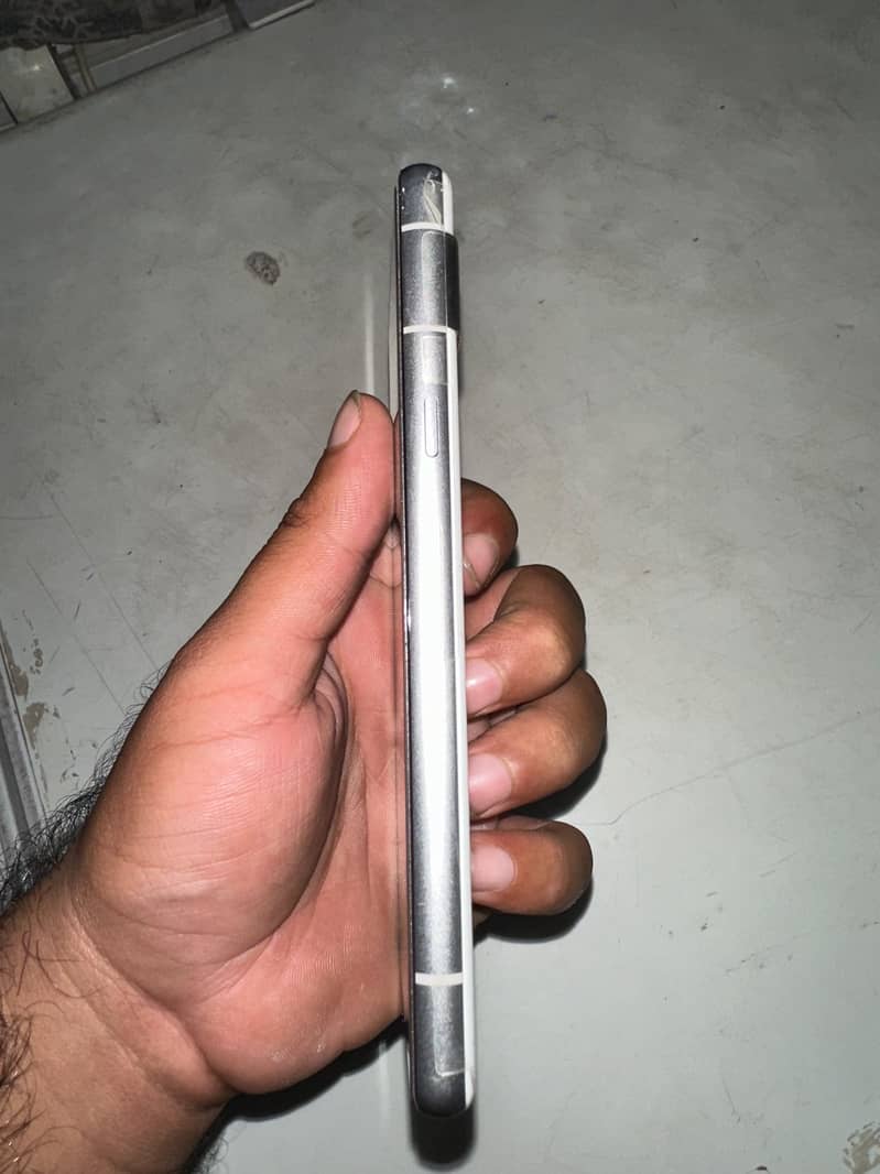 Google Pixel 7a 1