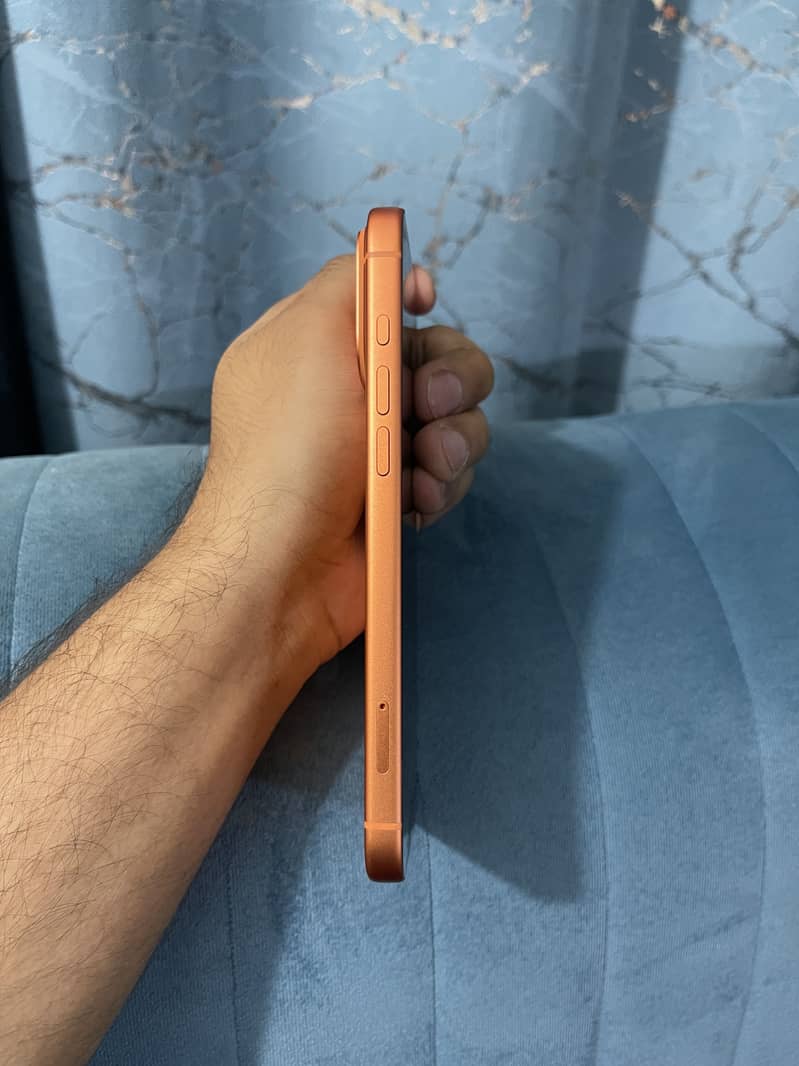 Apple iPhone 17 Pro Max 0