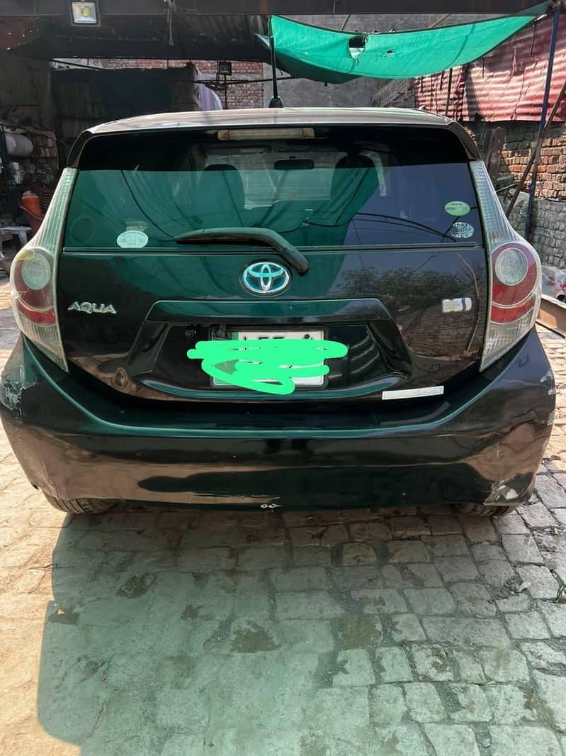 Toyota Aqua 2013 1