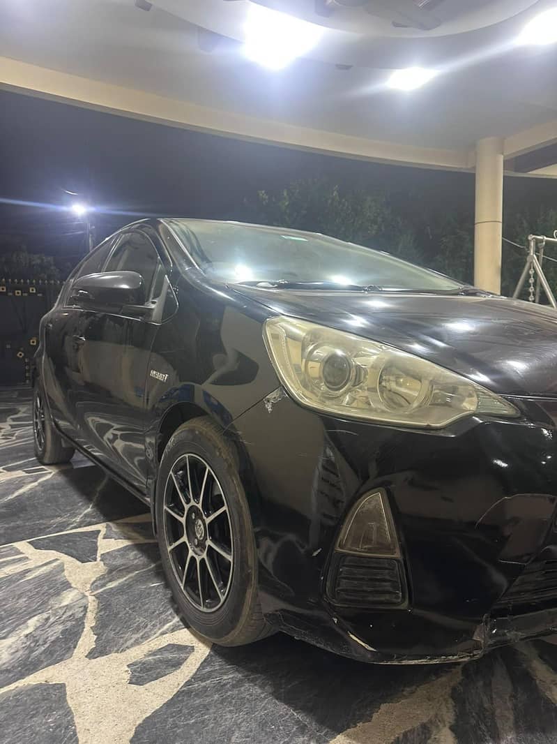 Toyota Aqua 2013 4