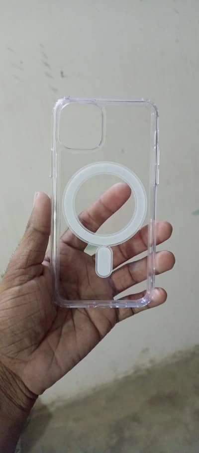 iPhone 11 pro MagSafe cover