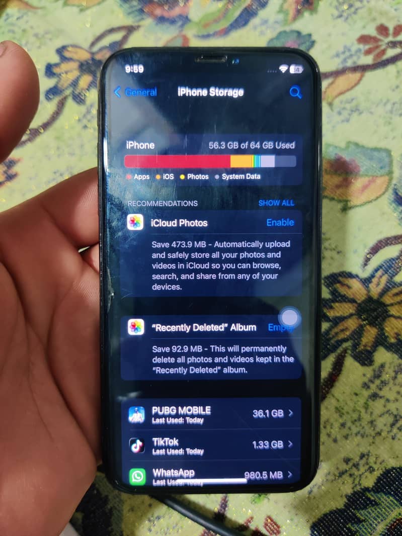 Apple iPhone X 5