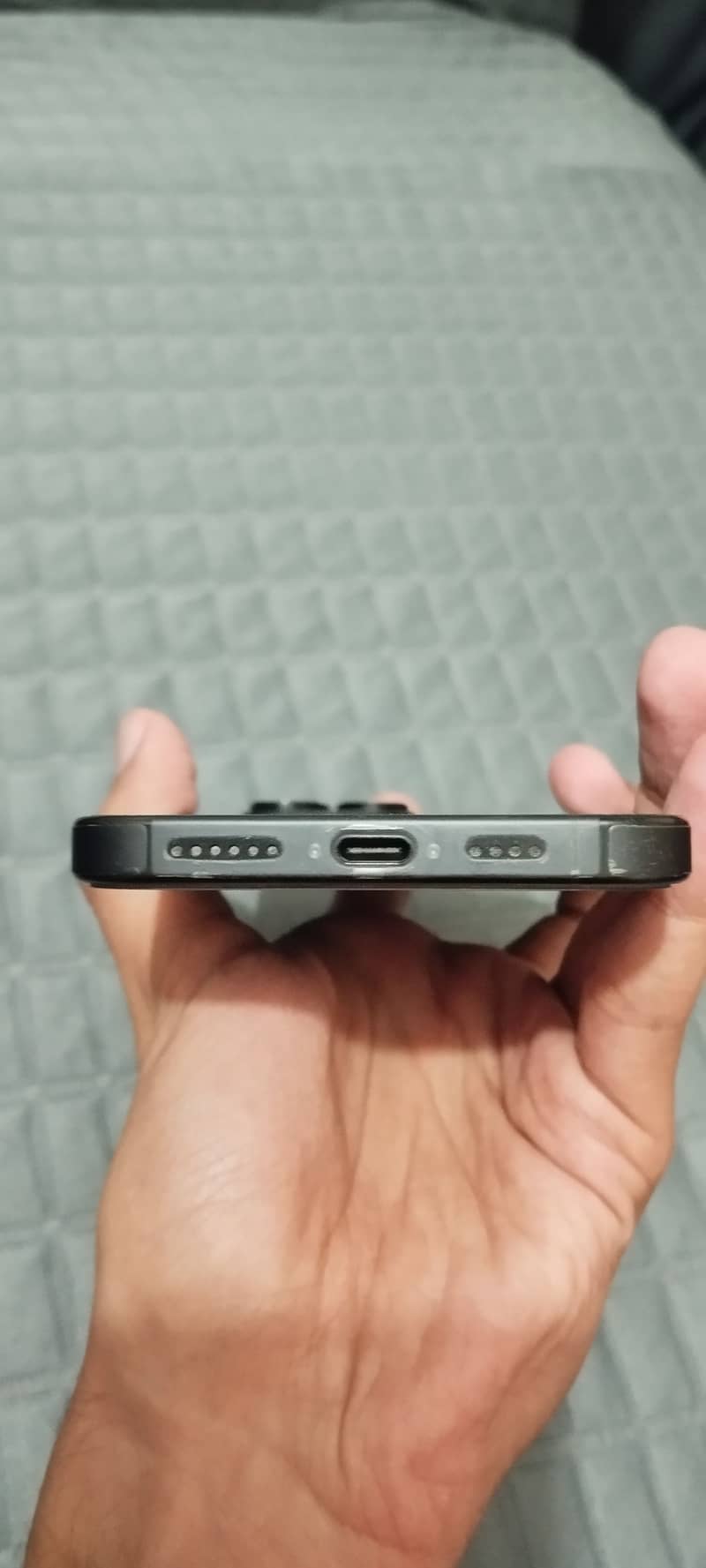 Apple iPhone 16 Pro Max 3