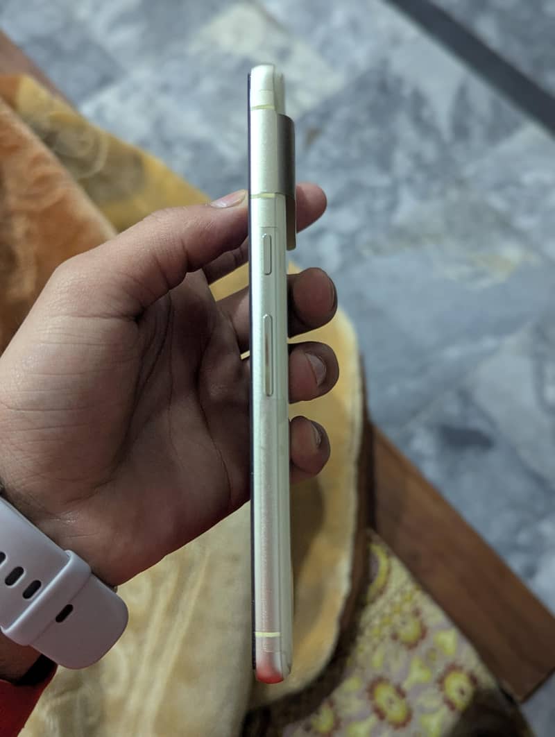 Google Pixel 7 3