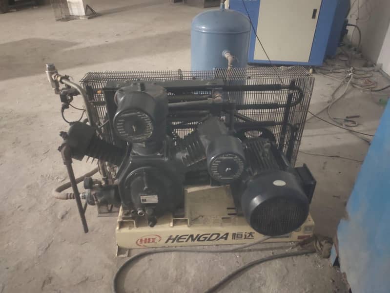 PET blowing machine 4