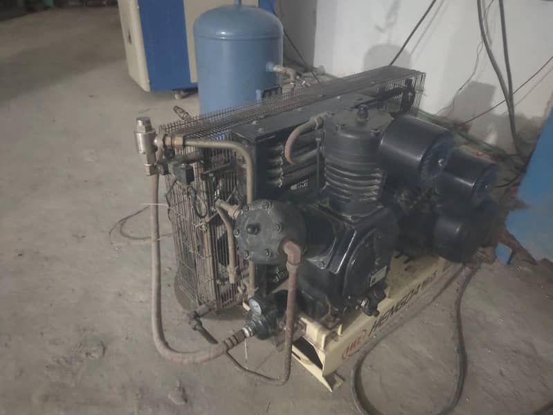 PET blowing machine 5