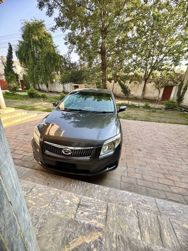 Toyota Corolla Axio X 0