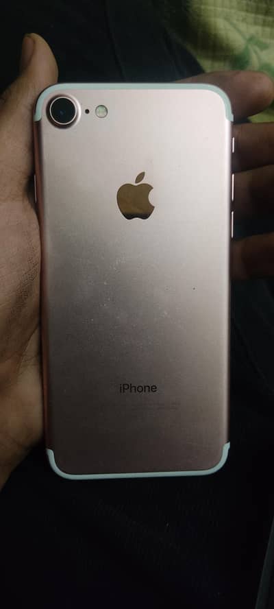 Apple iPhone 7