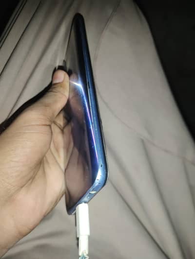 Vivo Y51s