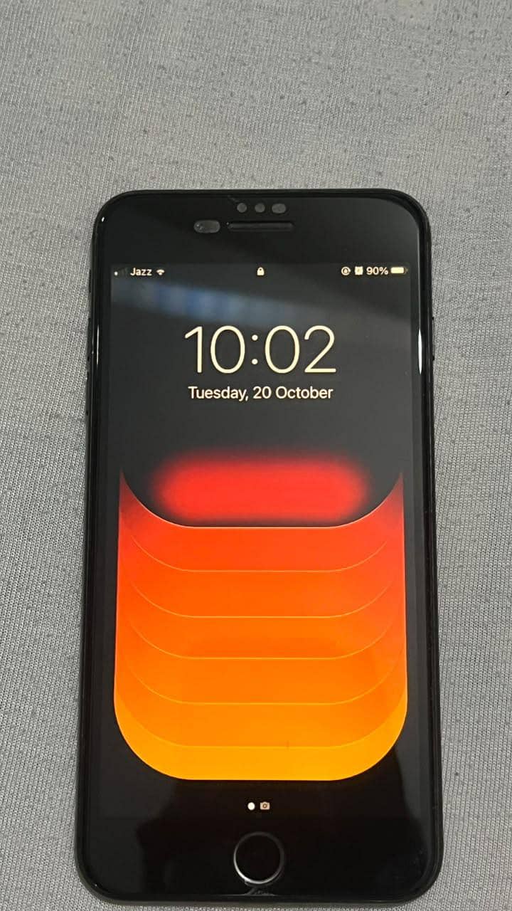 Apple iPhone 7 Plus 3