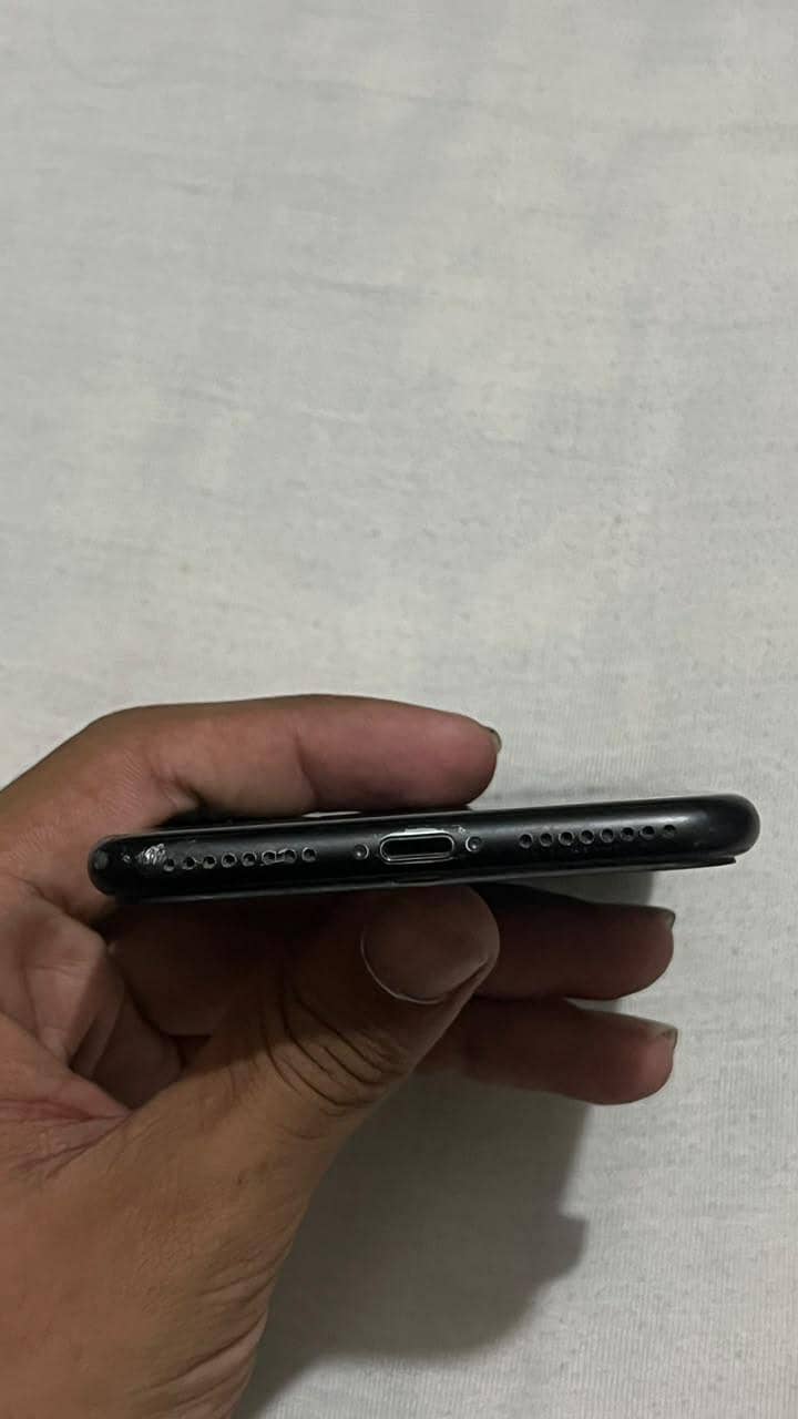 Apple iPhone 7 Plus 7