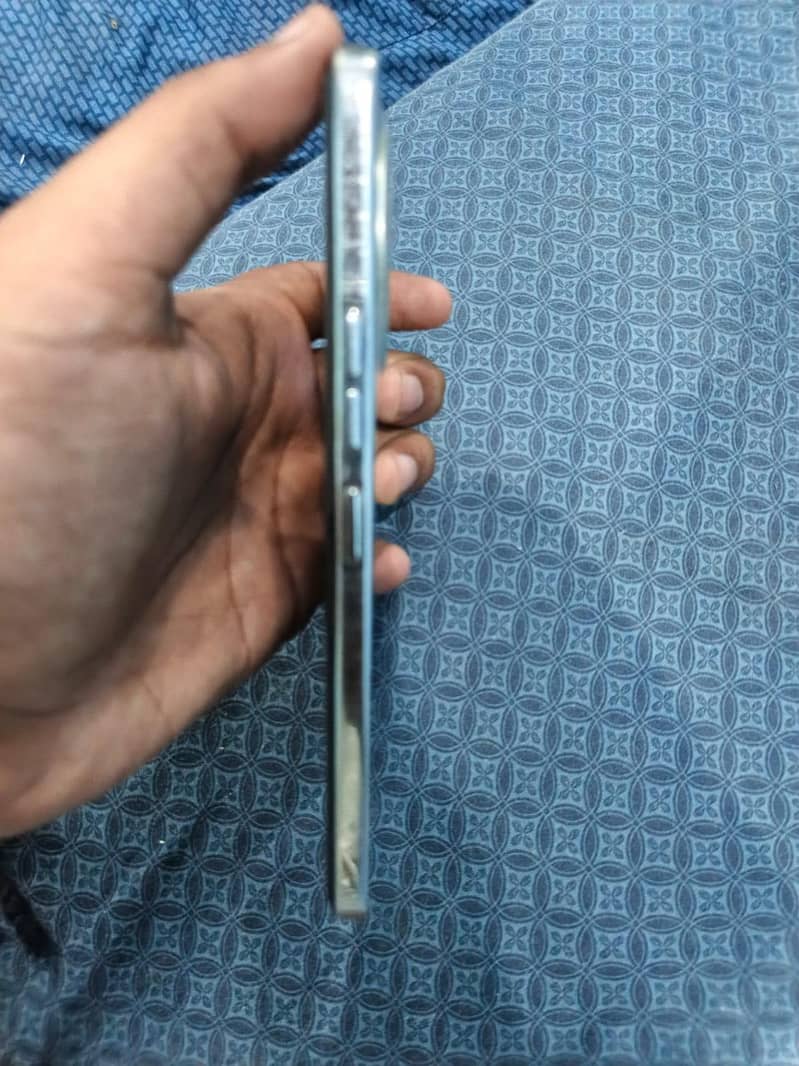 Tecno CAMON 30 2